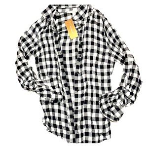 NEVER WORN button down flannel
